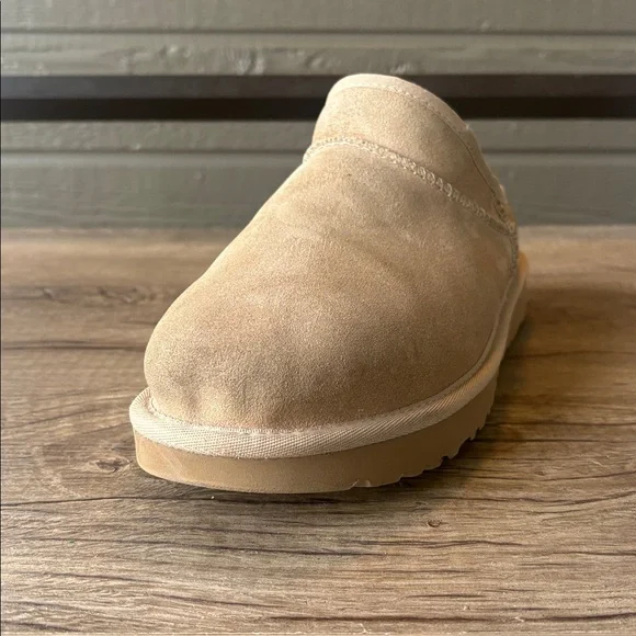 UGG Women’s Suede Slip-On Mule - Tan size 9 - Picture 2 of 8